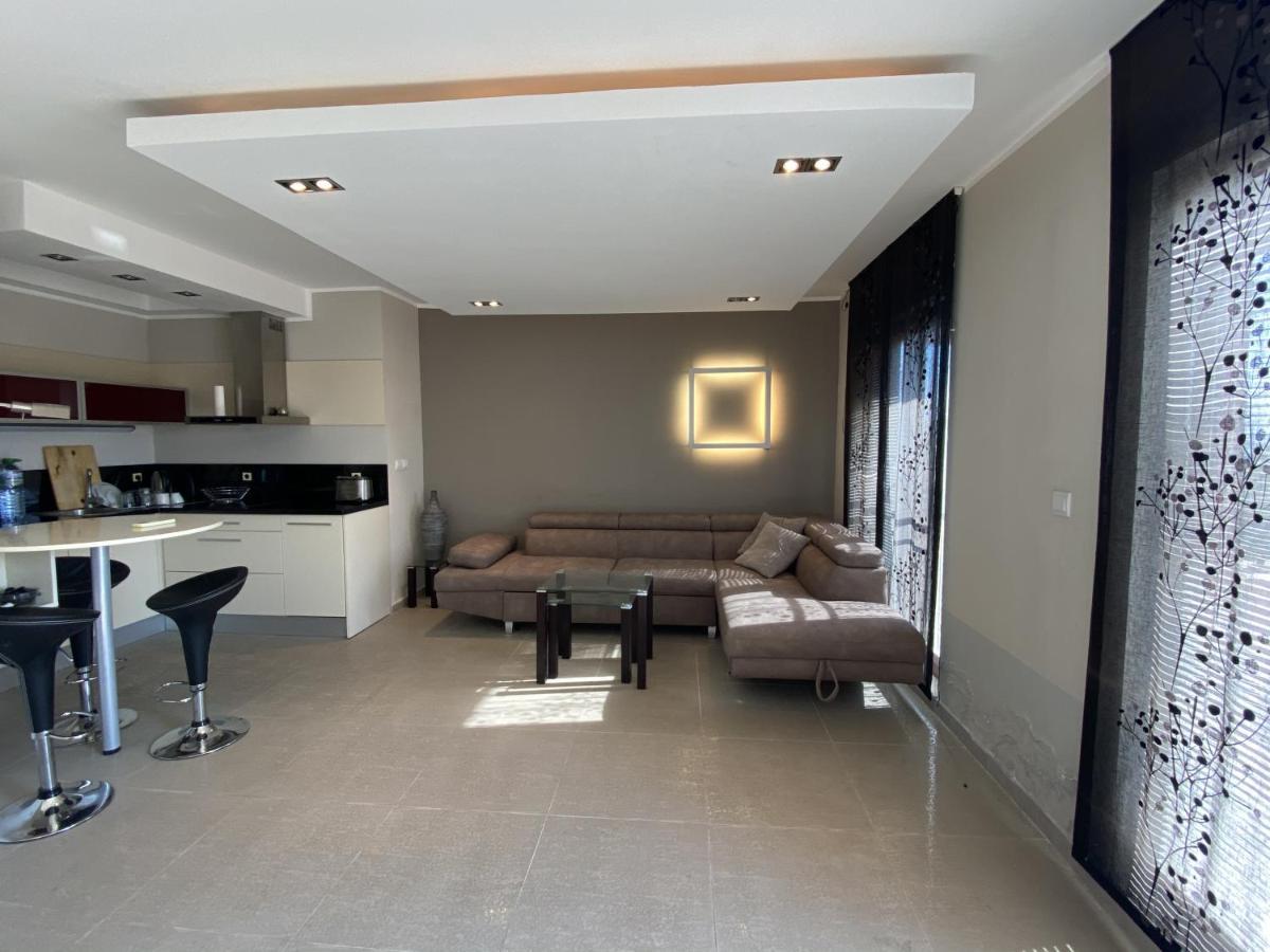 Marina Cape Superior Apartment Aheloy Ngoại thất bức ảnh