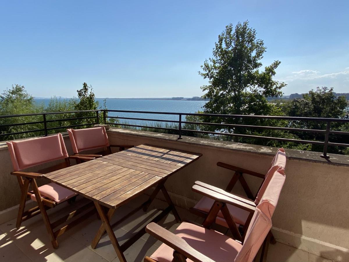 Marina Cape Superior Apartment Aheloy Ngoại thất bức ảnh